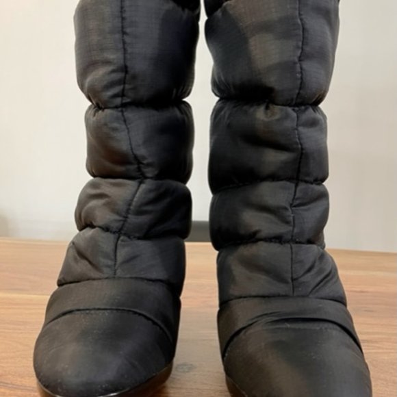 Coach Isabella Black Heeled Snow Boots - Picture 3 of 10